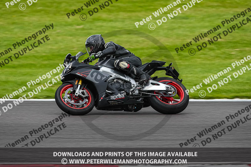 donington no limits trackday;donington park photographs;donington trackday photographs;estoril;event digital images;motorbikes;no limits;no limits trackdays;peter wileman photography;portugal;trackday;trackday digital images;trackday photos